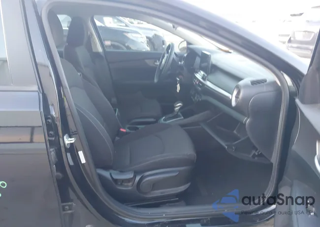 3KPF24AD6KE019594: 42810932