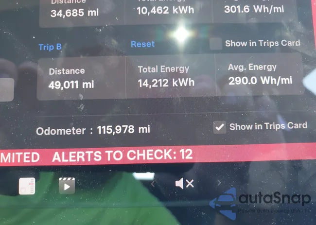 5YJ3E1EB0JF064878: 42810966