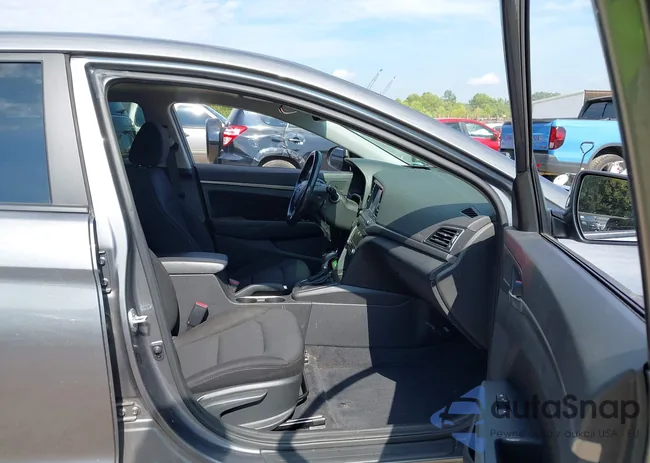 5NPD84LFXJH343940: 42811001