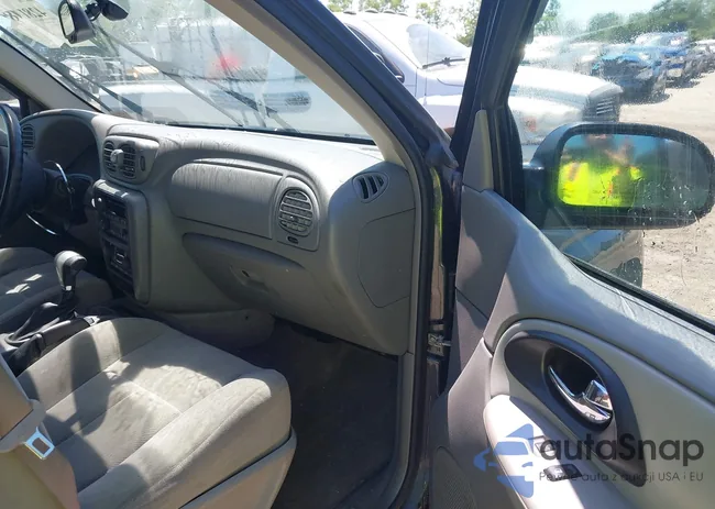 1GNDT13S562148113: 42811088