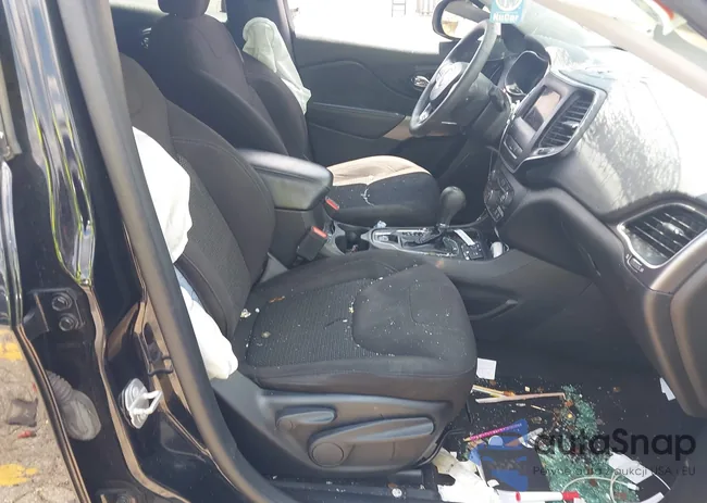 1C4PJLCB3MD146806: 42811166