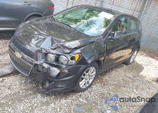 1G1JC6SB9F4220101: 42811257