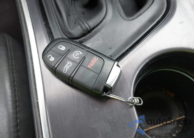 2C3CDZGG8JH322928: 42811395