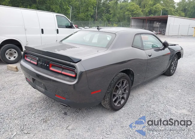 2C3CDZGG8JH322928: 42811395