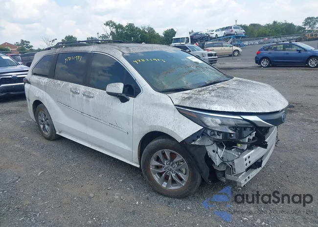 5TDYRKEC3RS190670: 42811953