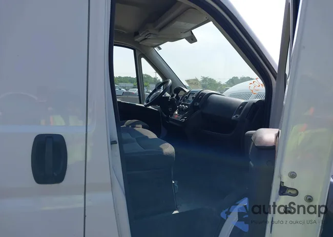 3C6TRVCG6EE103227: 42812053