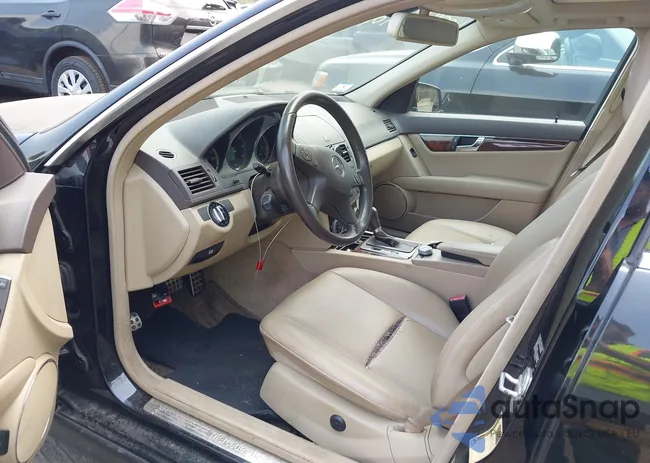 WDDGF8BB7AF401592: 42812122