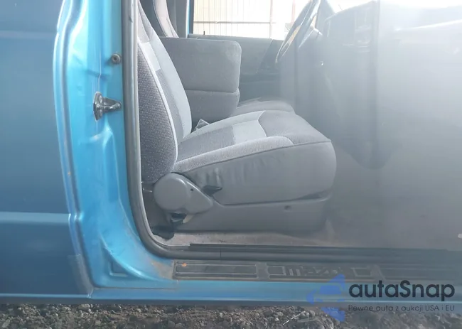 4F4CR16U8RTN02437: 42812143