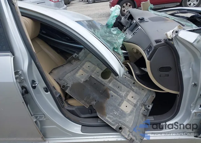 KMHGC4DF7BU134166: 42812286