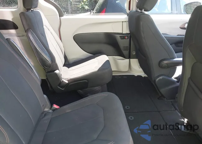 2C4RC1DG7HR508771: 42812297