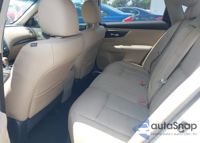 1N4AL3AP6FN340134: 42812301