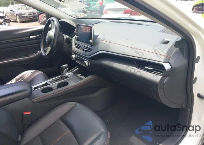 1N4BL4CV8MN405620: 42812302