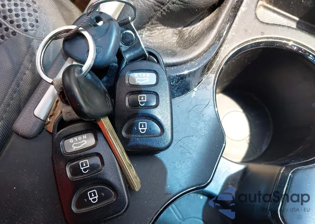 5NPEB4AC6CH447925: 42812500