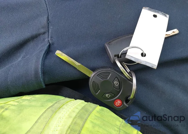 1FMCU9GD4JUB14796: 42811536