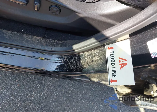 7FARW2H57JE078042: 42811628