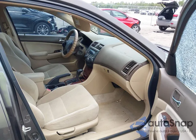 1HGCM56796A171269: 42811729