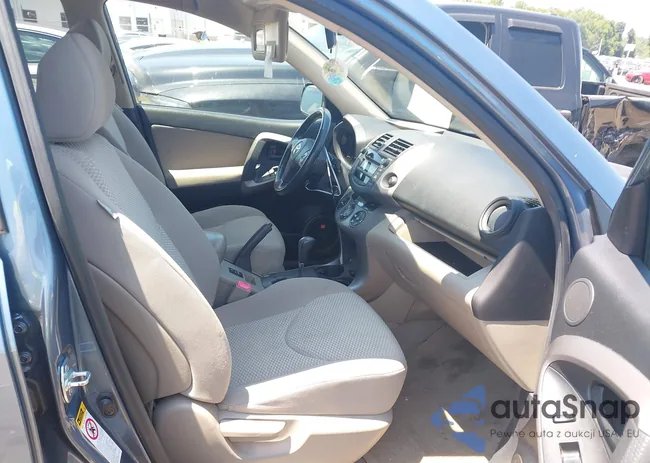 JTMZK31V286010390: 42811778