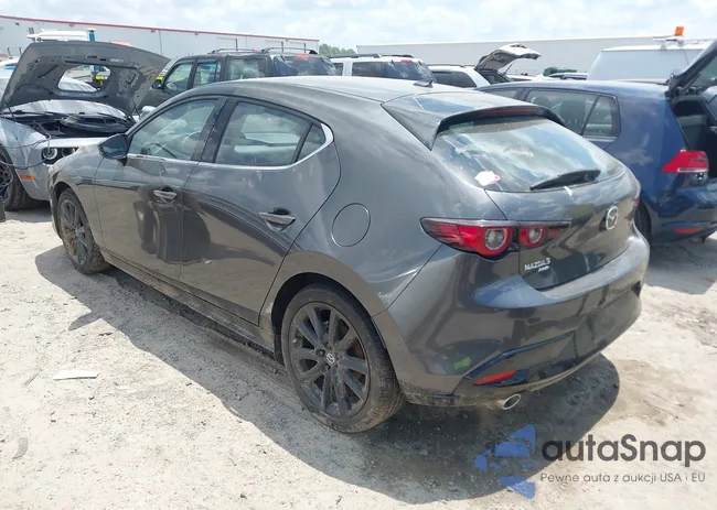 JM1BPBML0N1522083: 42811789