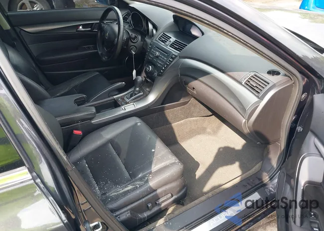 19UUA8F27CA025855: 42812989