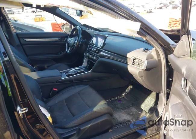 1HGCV2F38LA003238: 42813001