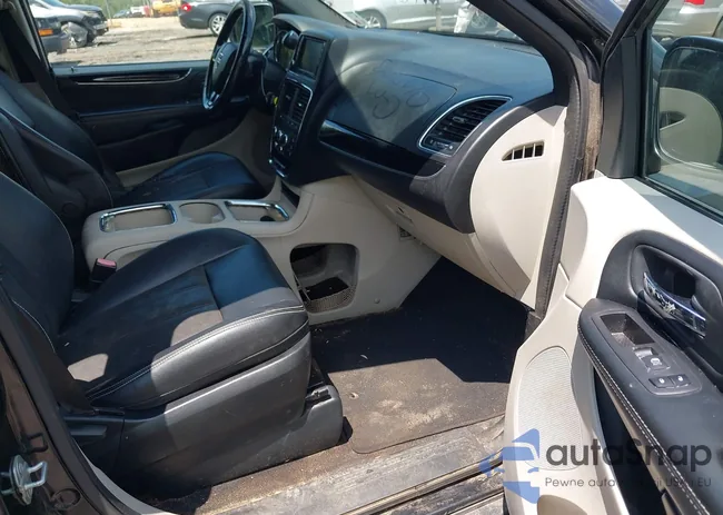 2C4RDGCG8KR692773: 42813002