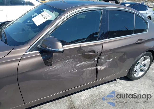 WBA3A5G57FNP34295: 42813049