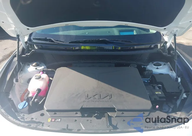 KNDCT3L15P5016623: 42813112