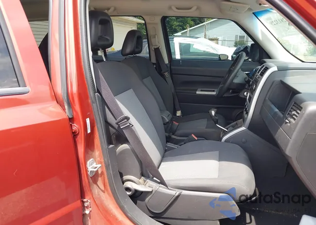 1J8FF28W48D756280: 42813229