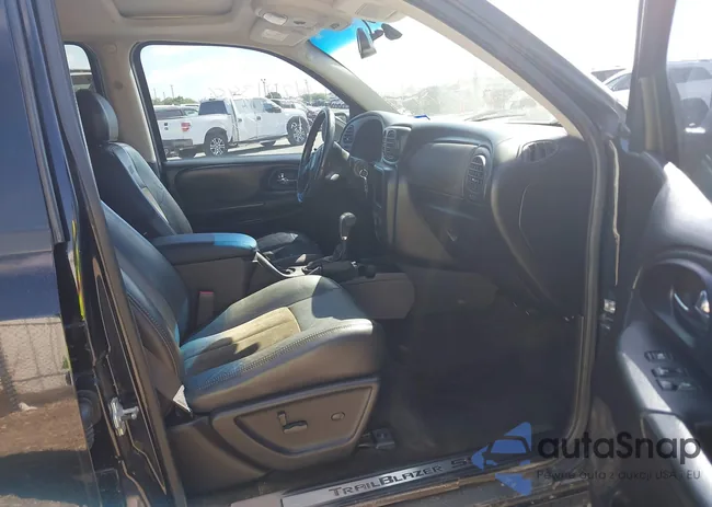 1GNET13HX72282108: 42813456