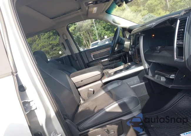 1C6RR7NT4FS776953: 42812584