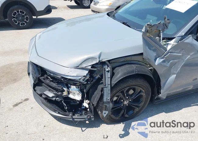 1HGCY1F44SA013337: 42812757