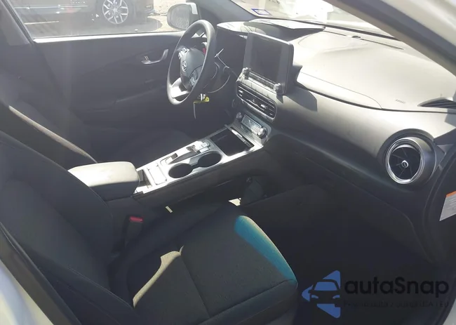 KM8K23AG3PUA70044: 42812761