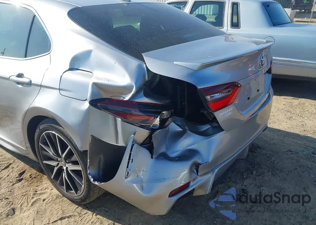 4T1G11AK6RU892404: 42812830