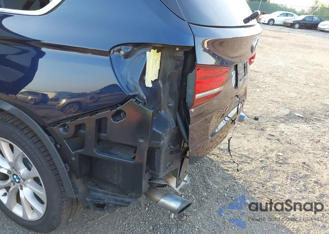 5UXKR0C5XG0P28651: 42813950