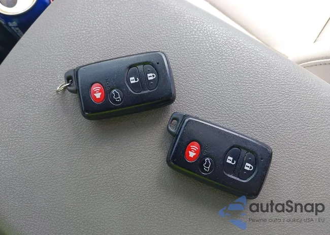 5TDDK3EH8AS017736: 42814024