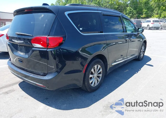 2C4RC1BG7HR507669: 42814232