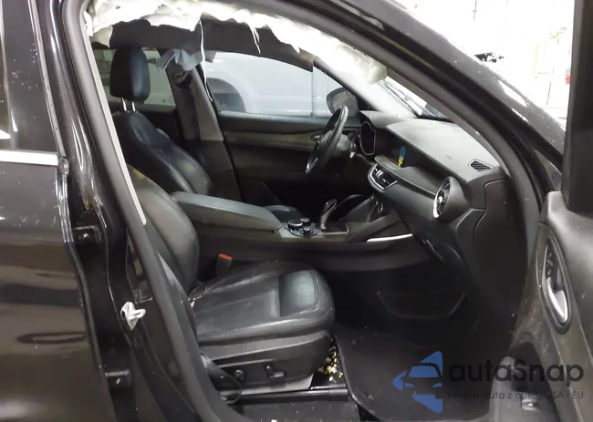 ZASFAKBN0J7B96730: 42814461