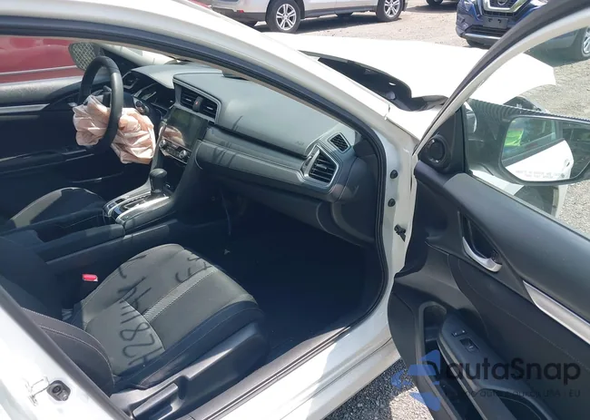 2HGFC2F76JH521112: 42814479