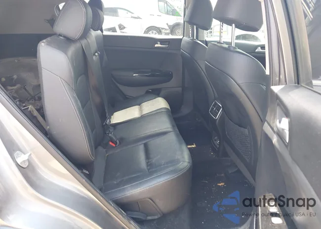 KNDPNCAC6J7312245: 42813565