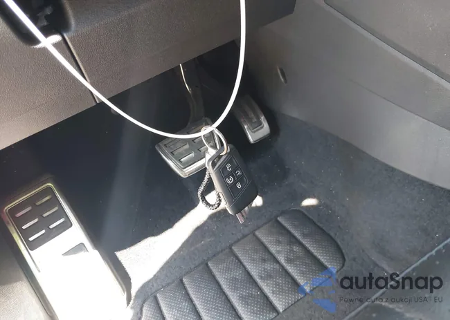 3VVCB7AX0NM058630: 42813606