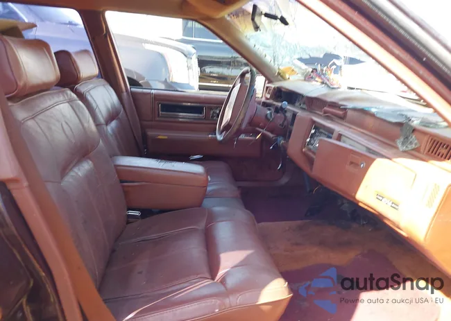 1G6CD5335L4273245: 42813653