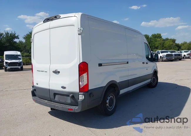 1FTYR2CM9JKA15458: 42813736