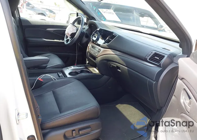 5FNYF8H53PB008136: 42813797