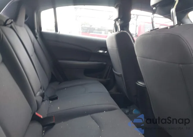 1C3CCBAB6EN141153: 42815034