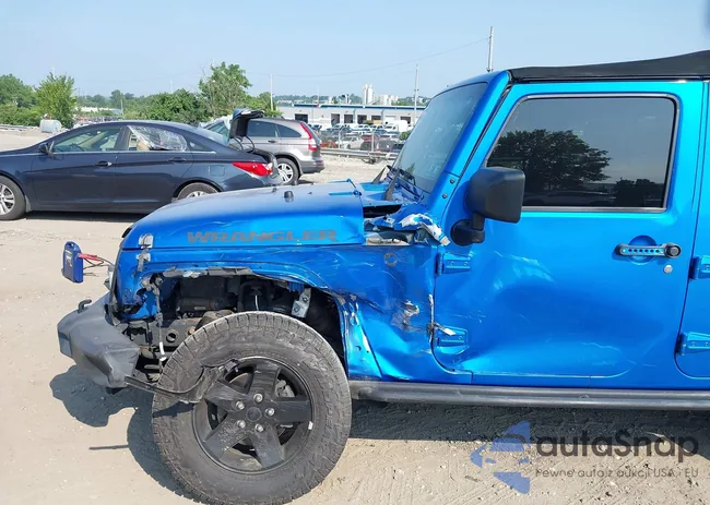 1C4BJWDG1GL125582: 42815284