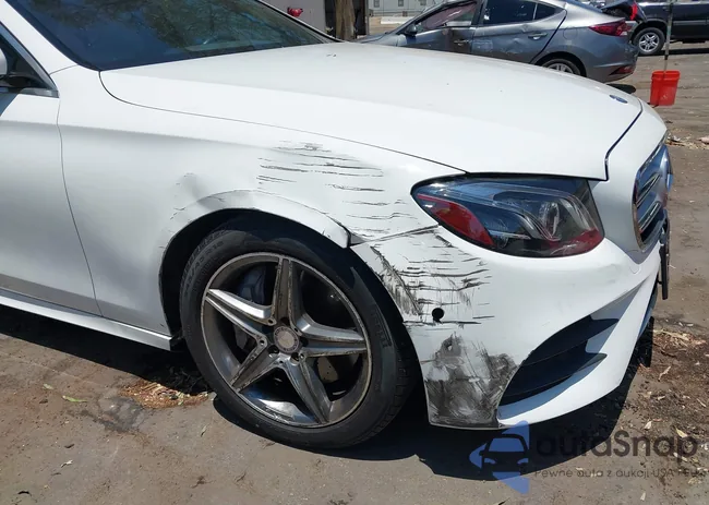 WDDZF4JB2HA008108: 42814609