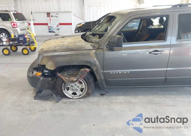 1C4NJPBA9ED772398: 42815997