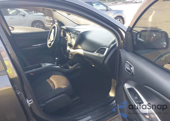 3C4PDCBG3HT518388: 42816041