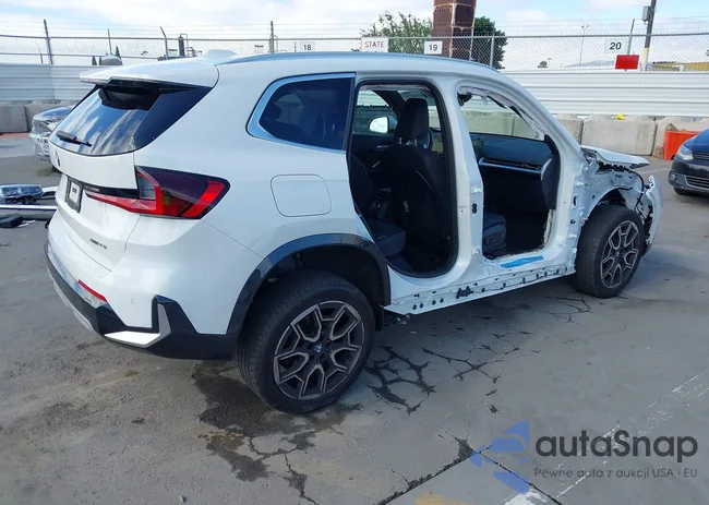 WBX73EF00P5X13328: 42816079