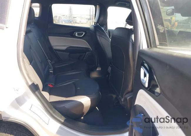 3C4NJDCN1ST579264: 42816411